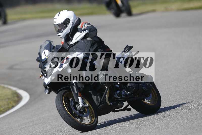 /01 02.04.2026 MAZ ADR/Gruppe gelb Gruppe gruen/1